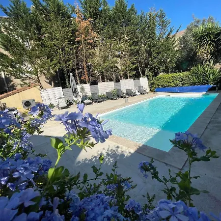 Velezia Guesthouse Roujan Exterior photo