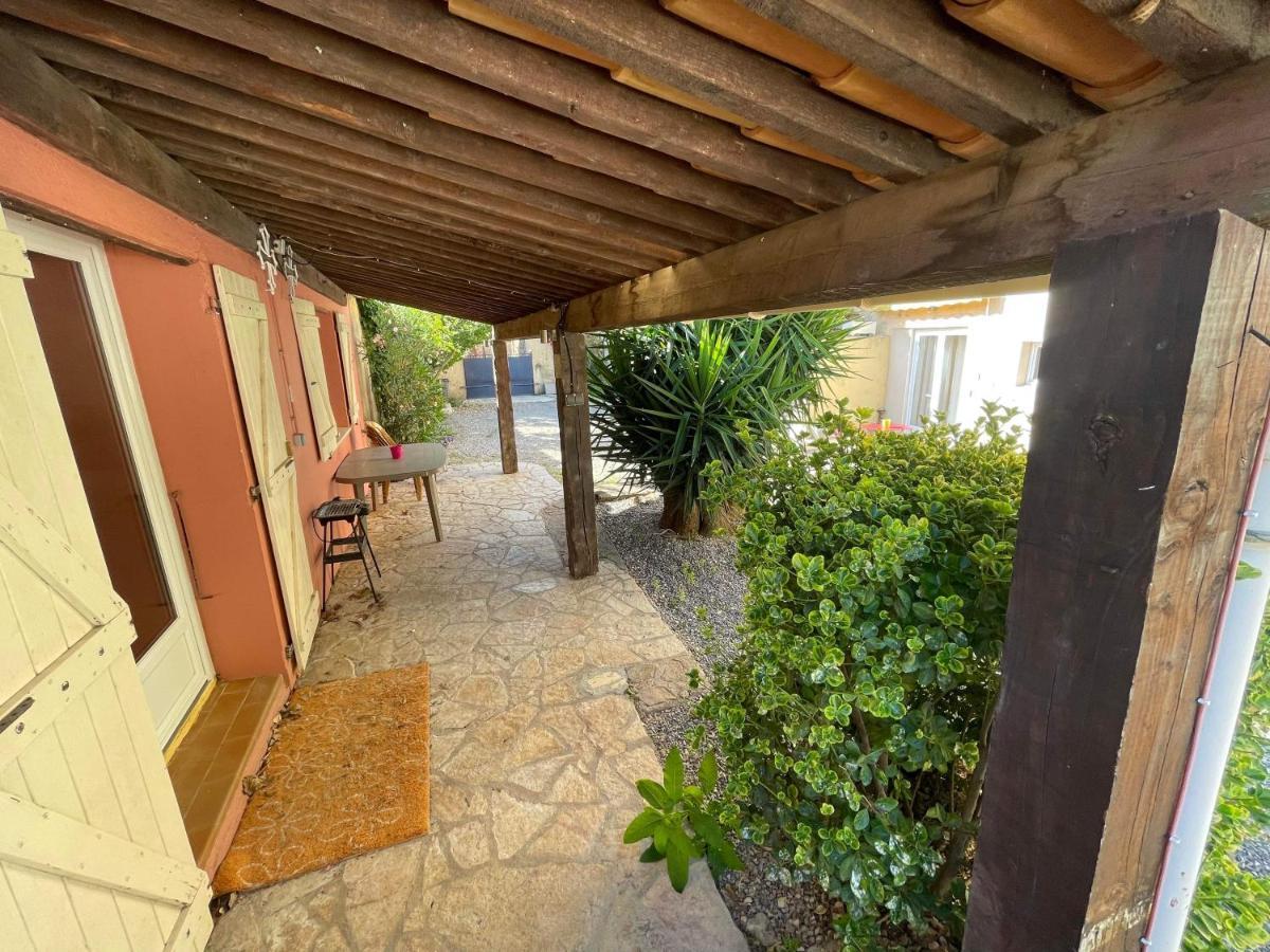 Apartment Velezia Roujan